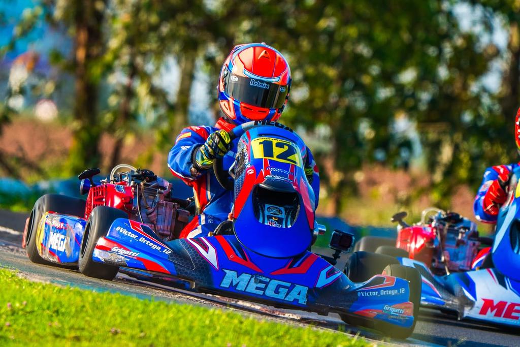 Victor Ortega (KMCom / Pedro King)